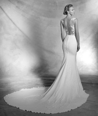 Pronovias Atelier Style VICENTA #7 Off White thumbnail