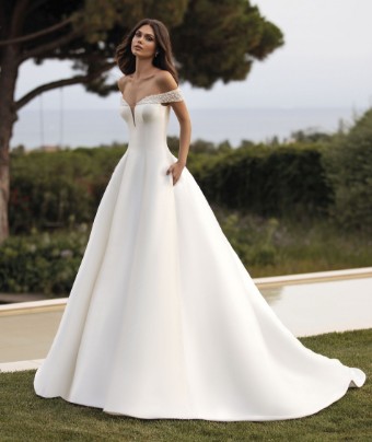 Pronovias Style REA #0 default Off White thumbnail