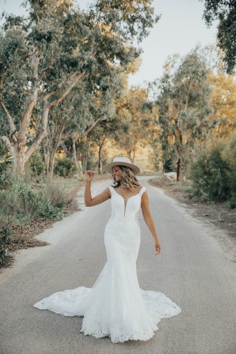 Martina Liana Style 1338ID #0 default Ivory thumbnail