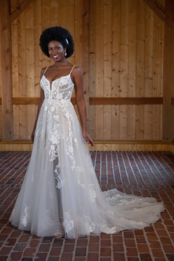 Essense of Australia Style D3492 #0 default (IVIV-PL) Ivory Lace & Tulle ov Ivory Gown w Porcelain Tulle Plunge thumbnail