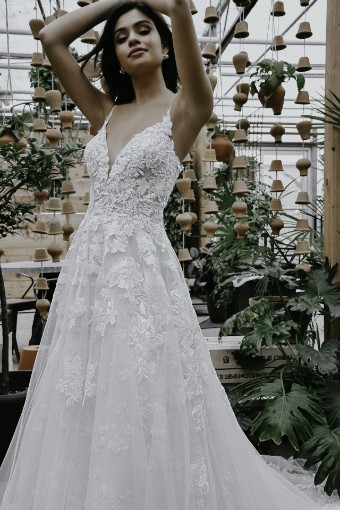 Essense of Australia Style D3157IV #6 default Ivory Lace/ Tulle thumbnail