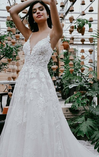 Essense of Australia Style D3157IV #5 Ivory Lace/ Tulle thumbnail