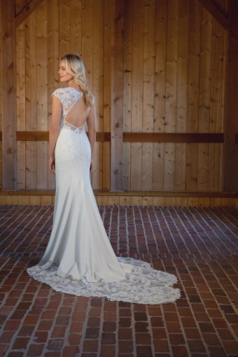 Essense of Australia Style D3530IV11 #1 default (IV-PL) Ivory Gown w Porcelain Tulle Plunge thumbnail