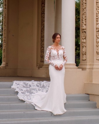 Essense of Australia Style D3379 #2 (IV-PL) Ivory Gown w Porcelain Tulle Illusion thumbnail