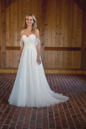 Essense of Australia Style D3529IV15 #2 (IV-IV) Ivory Lace Tulle and Regal Organza over Ivory Gown thumbnail