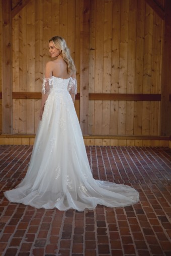 Essense of Australia Style D3529IV15 #3 (IV-IV) Ivory Lace Tulle and Regal Organza over Ivory Gown thumbnail