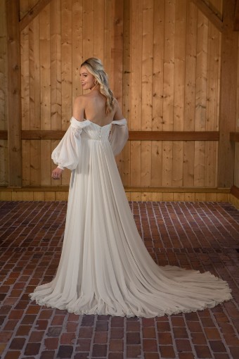 Essense of Australia Style D3636ZZ #2 default (IV-PL) Ivory Gown w Porcelain Tulle Plunge thumbnail
