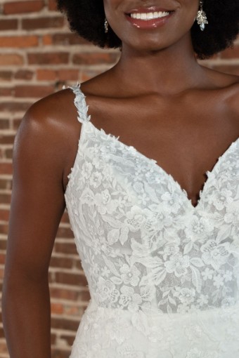 Essense of Australia Style D3695ZZ11 #2 default (IV-IV) Ivory Lace and Tulle over Ivory Gown thumbnail