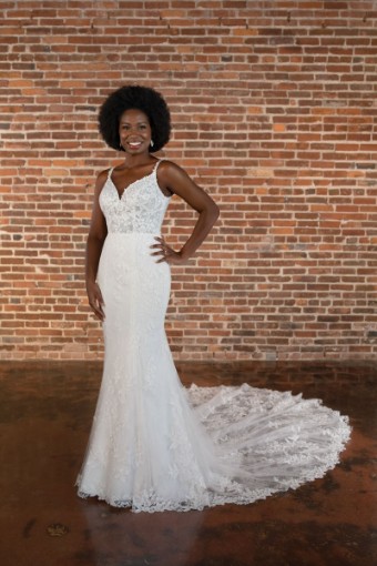 Essense of Australia Style D3695ZZ11 #0 default (IV-IV) Ivory Lace and Tulle over Ivory Gown thumbnail