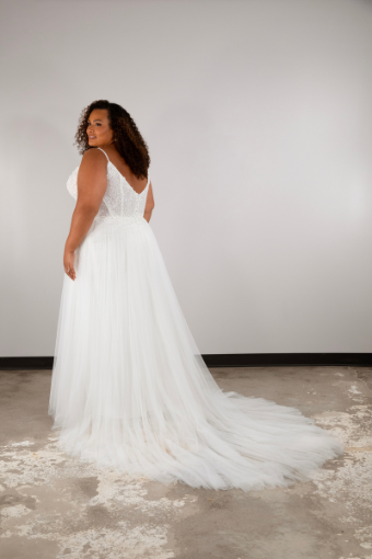 Essense of Australia Style D3874 #4 default (IV-IV) Ivory Lace and Tulle over Ivory Gown thumbnail