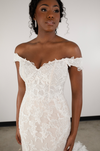 Essense of Australia Style D3960IS11 #2 default (IV-RM) IVORY LACE AND TULLE OVER RUM GOWN thumbnail