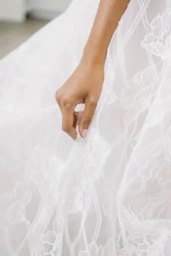 House of Savin Style Whisper #3 Ivory thumbnail