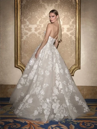 Pronovias Style Idaea #1 thumbnail
