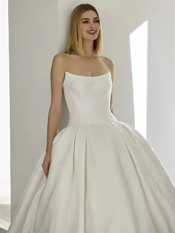 Pronovias Style Valley #2 thumbnail