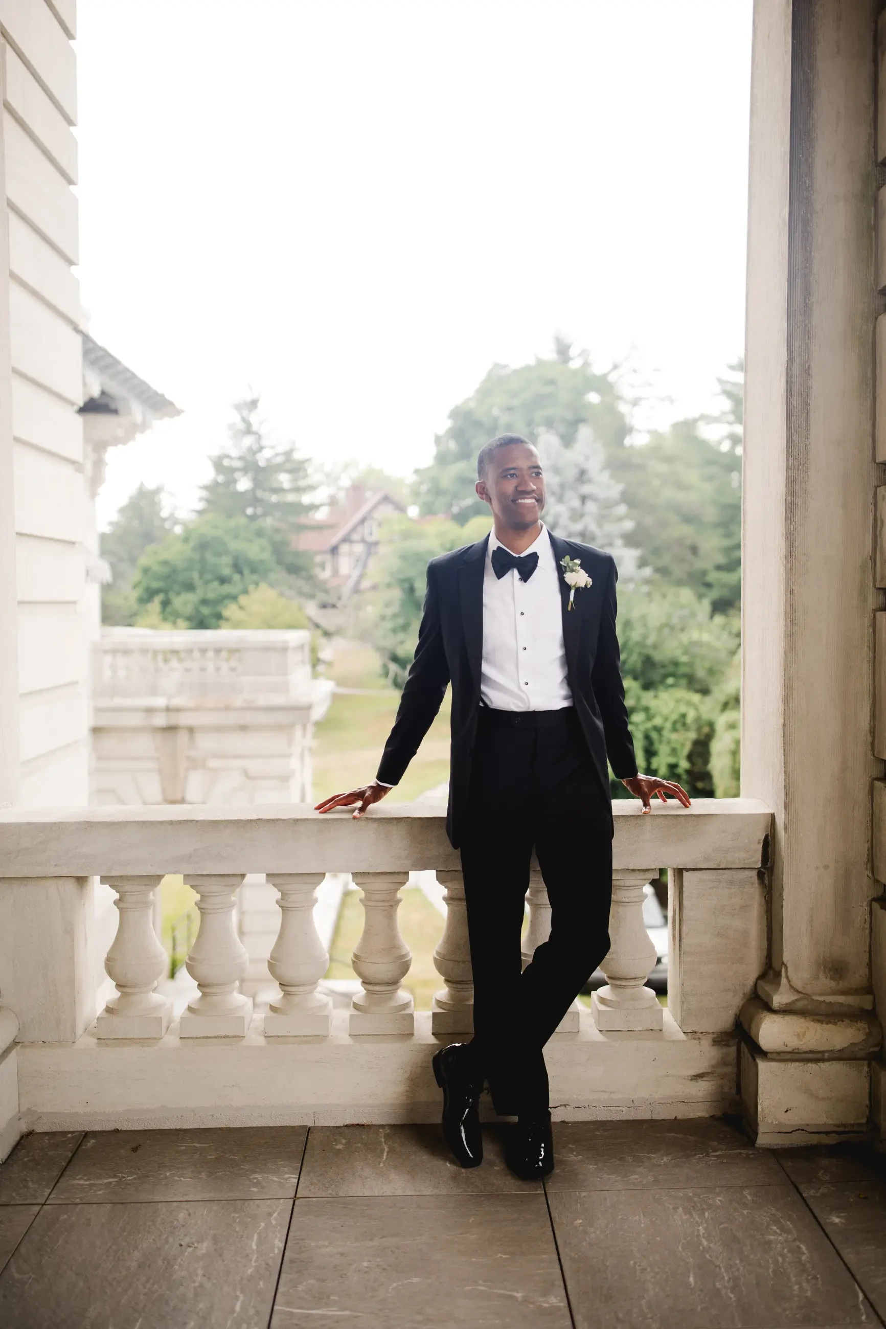 Charles. Desktop Image